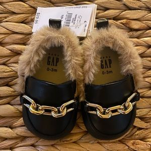 NWT Gap Baby Faux Fur Loafers